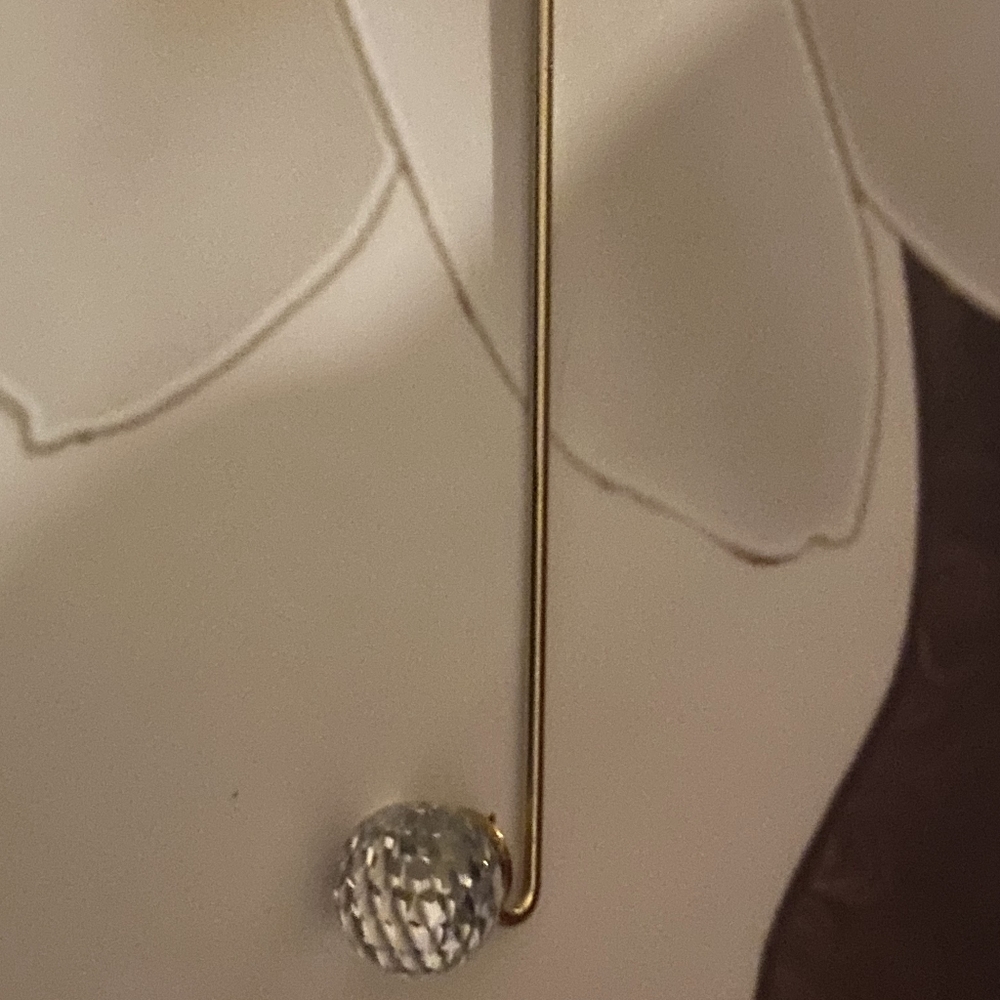 Jewelry - Picture 2 of 5